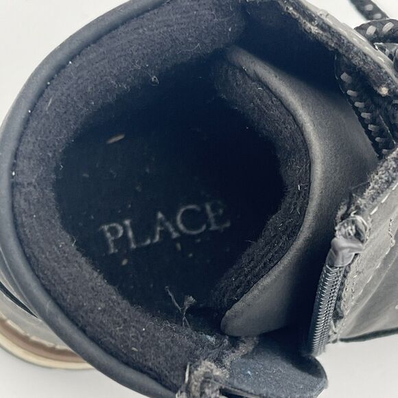 Size 10 Little Kid Childrens Place Boots Gray Suede Lace Up - Picture 8 of 12